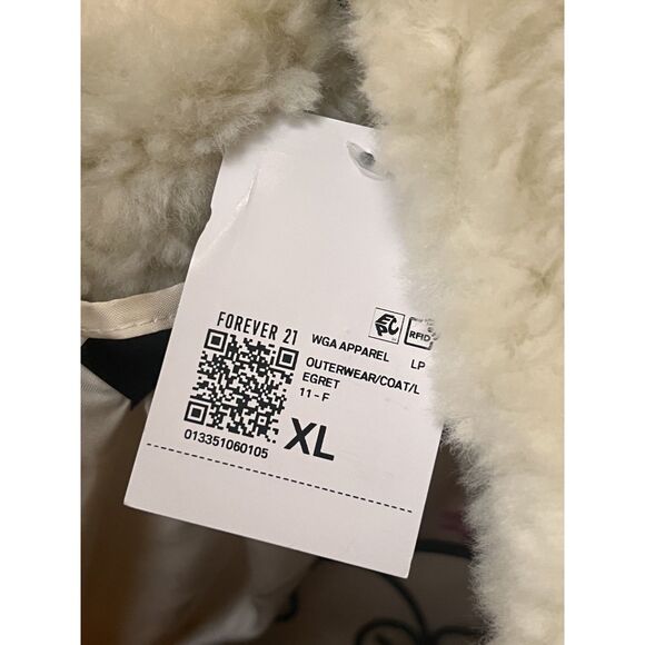 Beautiful Faux Fur Cream Lined Soft Winter Coat Forever 21 Premium Size XL BNWT! - Picture 5 of 10